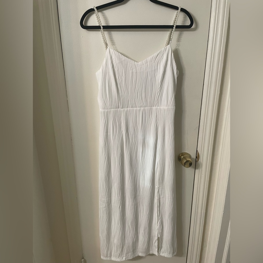 Rihoas Wave Textured Pearl Strap Midi Dress - Medium